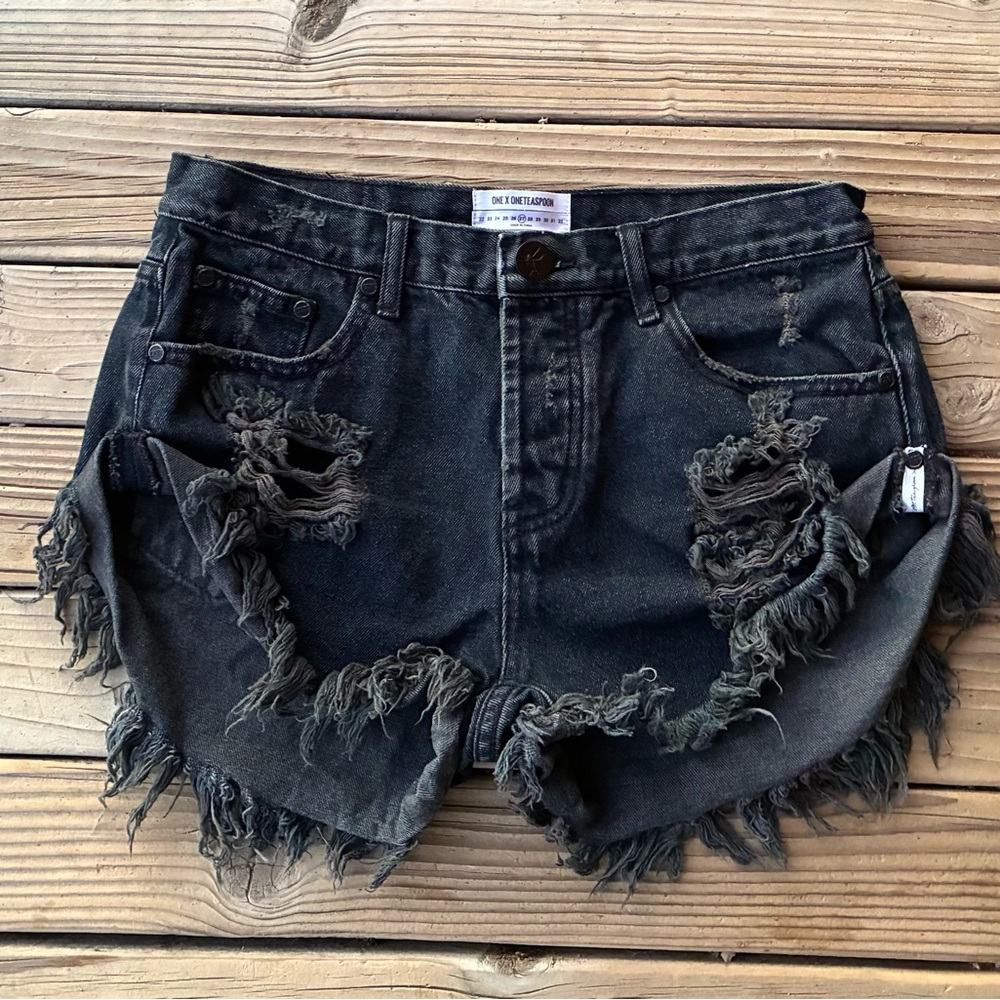 Festival One X Oneteaspoon Bandits Black 27 Relaxed Fit Long Rise Shorts Cut Off